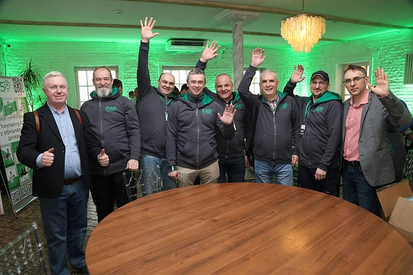 30 лет FAR: как прошел юбилей бренда в России    